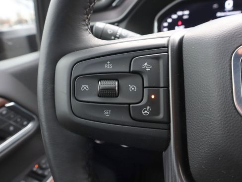 Used 2025 GMC Sierra 2500 Denali Ultimate image 17