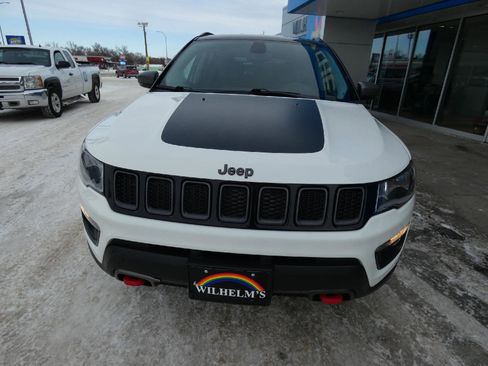 Used 2020 Jeep Compass Trailhawk w/ Cold Weather Group image 5