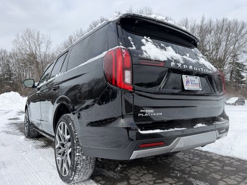 New 2025 Ford Expedition Platinum w/ Platinum Ultimate Package image 8