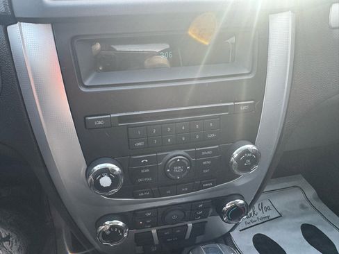 Used 2011 Ford Fusion SE w/ Sport Appearance Pkg image 21