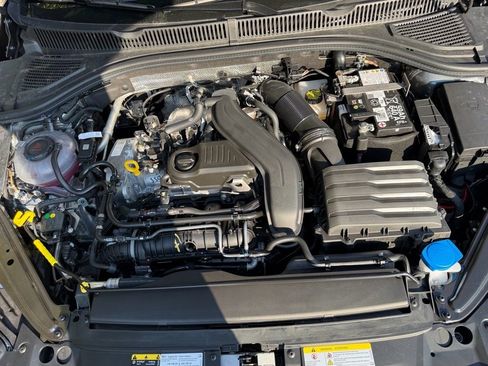 New 2025 Volkswagen Jetta SE image 10