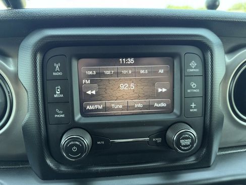 Used 2020 Jeep Wrangler Unlimited Sport S image 15