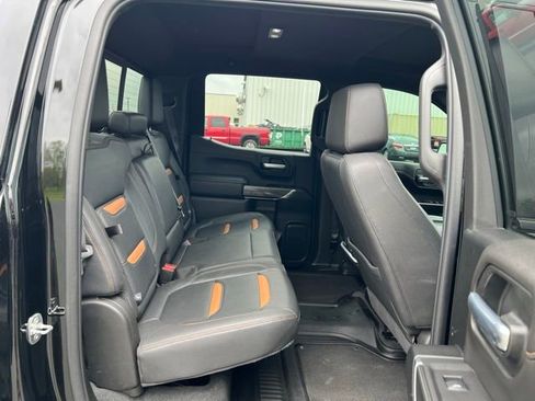 Used 2021 GMC Sierra 1500 AT4 w/ AT4 Premium Package AWD/4WD image 12