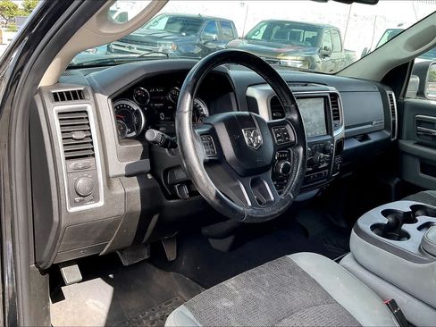 Used 2019 RAM 1500 Big Horn AWD/4WD image 2