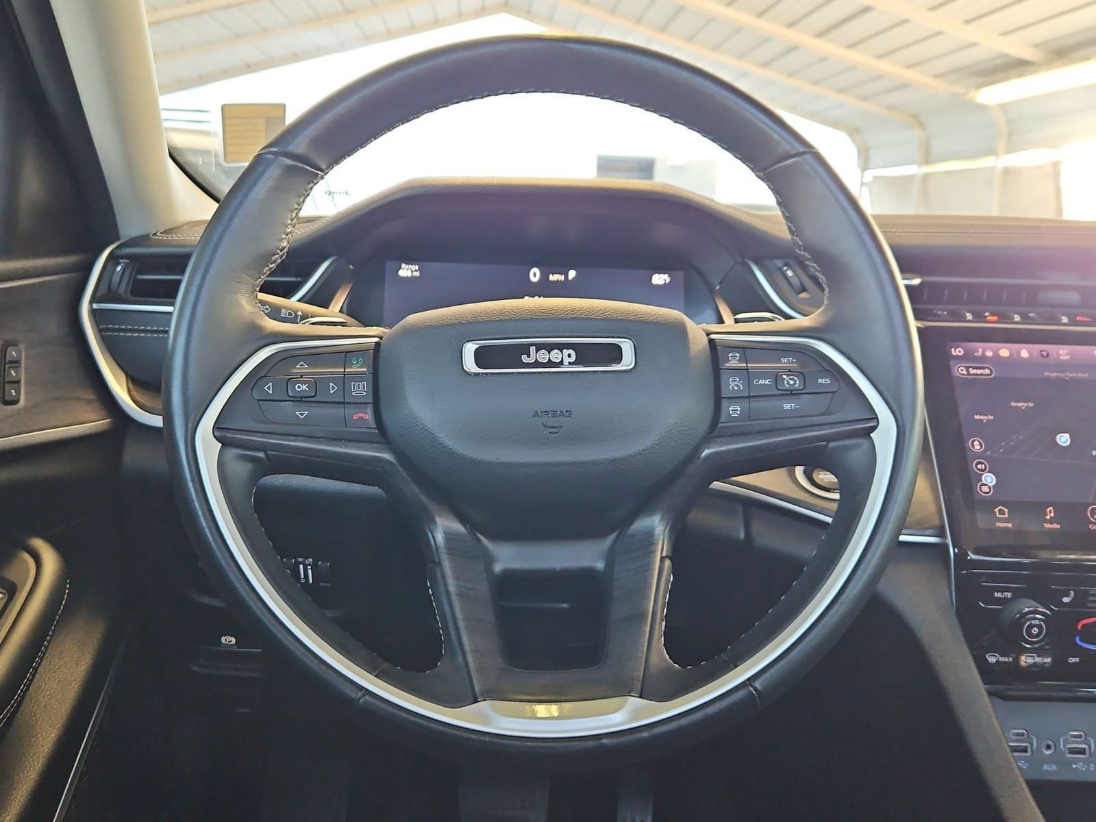 Used 2022 Jeep Grand Cherokee L Limited w/ Black Appearance Package RWD image 12