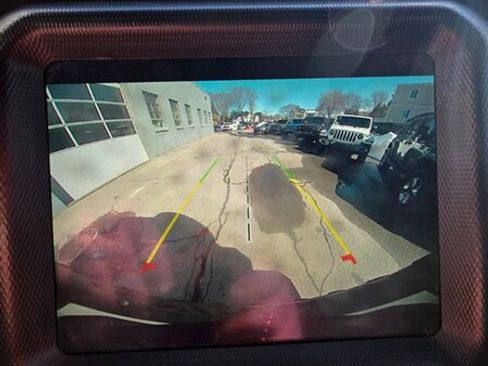 Used 2021 Jeep Wrangler Unlimited Rubicon 4xe w/ Cold Weather Group image 19