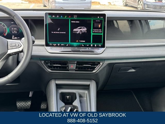 Used 2025 Volkswagen Tiguan SE AWD/4WD image 14