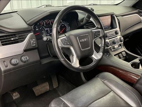 Used 2020 GMC Yukon SLT w/ Open Road Package AWD/4WD image 17
