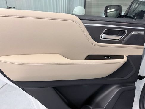 Certified 2026 INFINITI QX80 Pure w/ Cargo Package RWD image 33