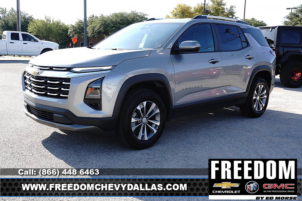Used 2025 Chevrolet Equinox LT w/ Convenience Package II FWD image 3