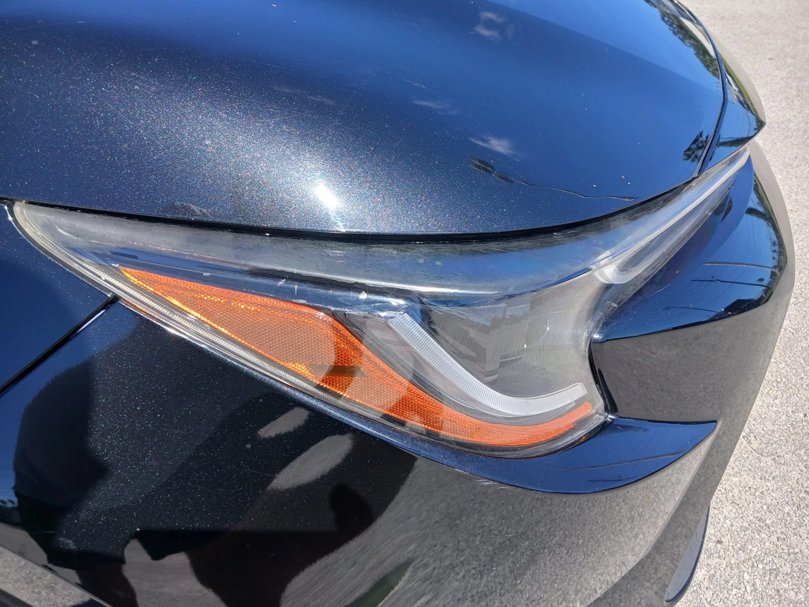 Used 2020 Toyota Corolla LE FWD image 17