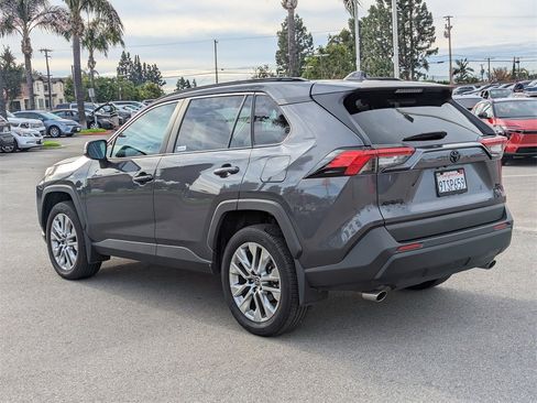 Certified 2025 Toyota RAV4 XLE Premium image 4