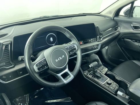 Certified 2025 Kia Sportage SX image 28