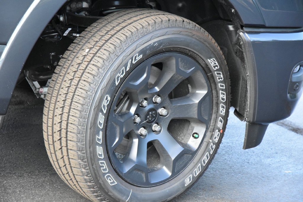 New 2026 RAM 1500 Big Horn AWD/4WD image 6