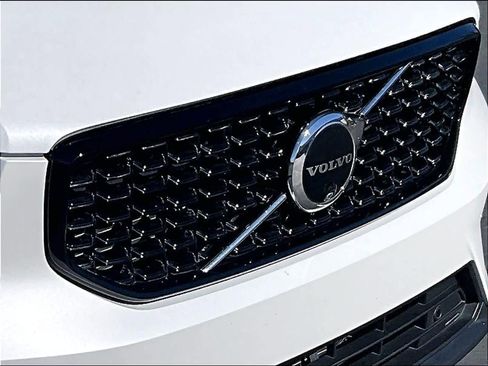 Used 2026 Volvo XC40 B5 Plus w/ Protection Package Premier image 32