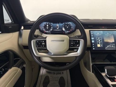 Used 2025 Land Rover Range Rover SE AWD/4WD image 27