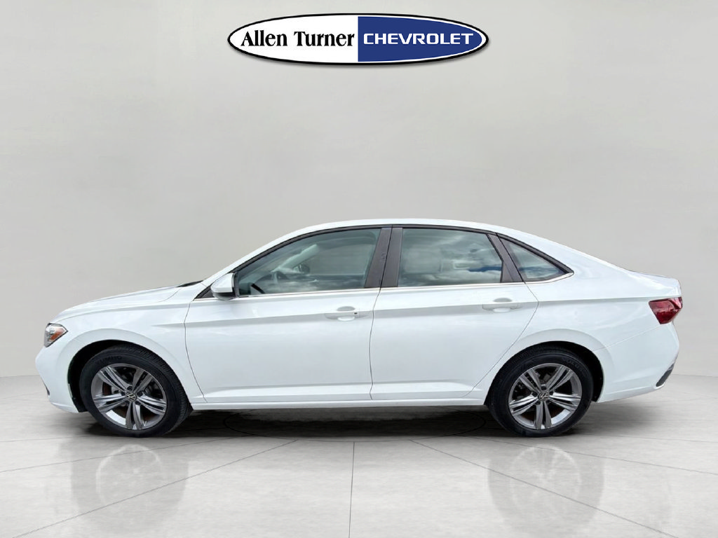 Used 2023 Volkswagen Jetta SE FWD image 6