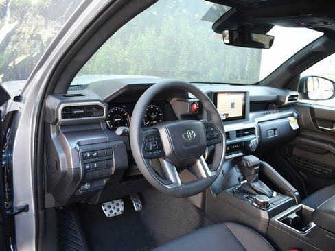 New 2025 Toyota Tacoma TRD Sport image 6