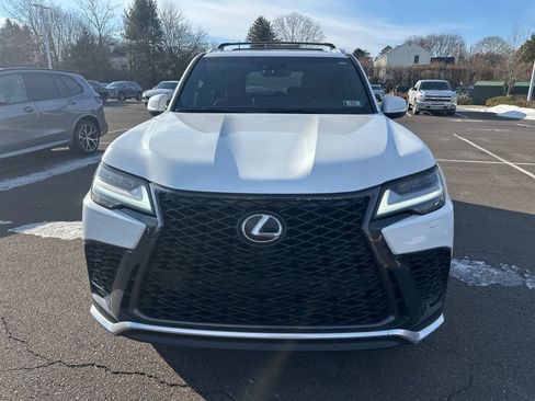 Used 2024 Lexus LX 600 F Sport image 2