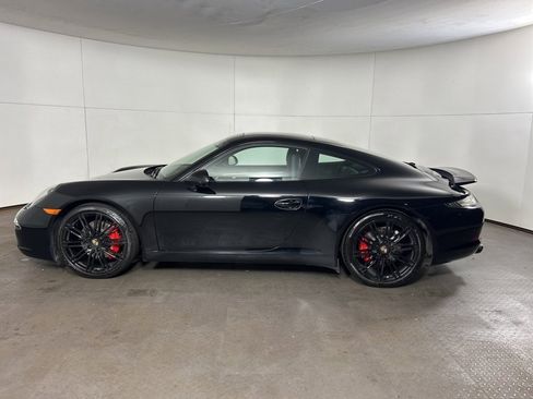 Certified 2015 Porsche 911 Carrera S image 2
