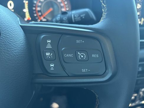 Used 2024 Jeep Wrangler Sport S image 22