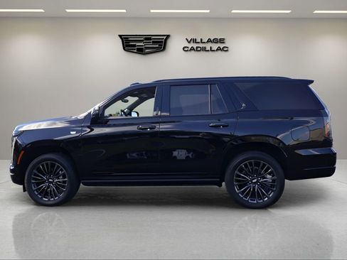 Certified 2025 Cadillac Escalade Sport Platinum image 2