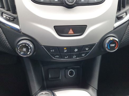 Used 2016 Chevrolet Cruze LS image 20