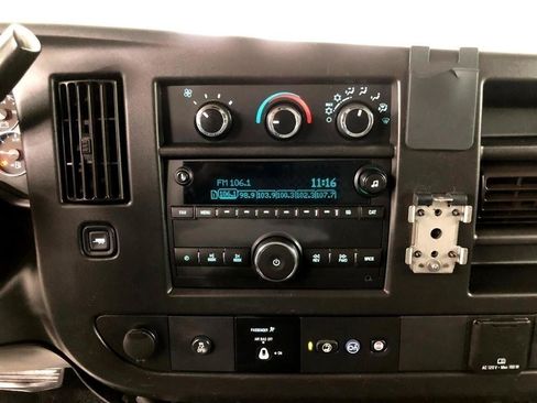 Used 2019 Chevrolet Express 2500 Extended w/ Driver Convenience Package RWD image 12