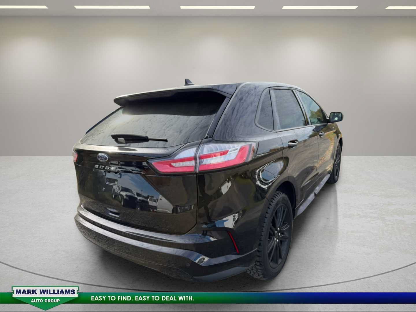 Used 2024 Ford Edge ST-Line AWD/4WD image 3