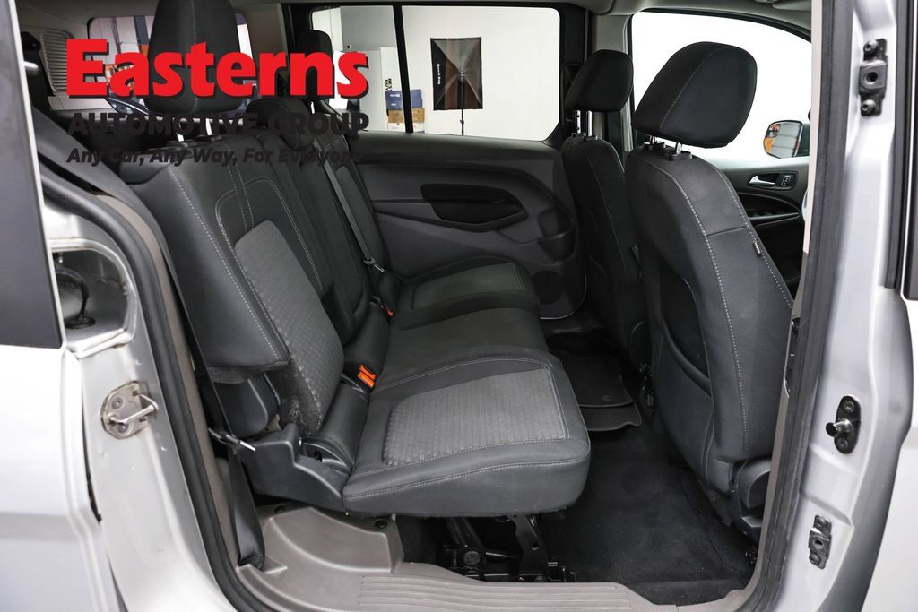 Used 2021 Ford Transit Connect XLT FWD image 21