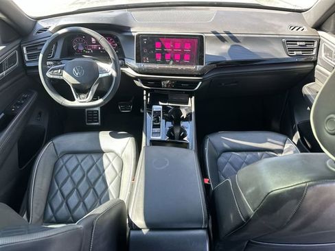 Used 2024 Volkswagen Atlas Cross Sport SEL Premium R-Line AWD/4WD image 28