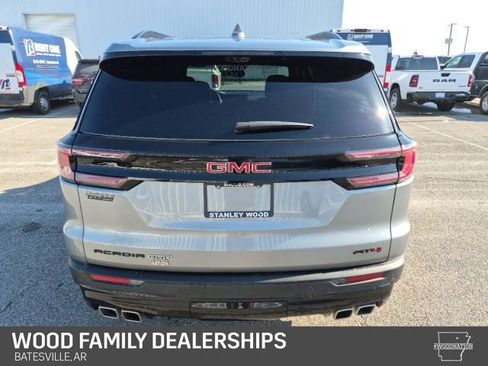 Used 2025 GMC Acadia AT4 w/ Super Cruise Package image 8