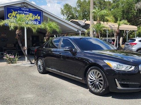 Used 2018 Genesis G90 5.0 Ultimate RWD image 2