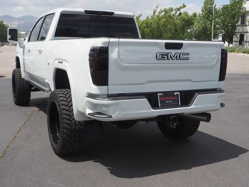 Used 2026 GMC Sierra 3500 AT4 w/ AT4 Premium Plus Package AWD/4WD image 5