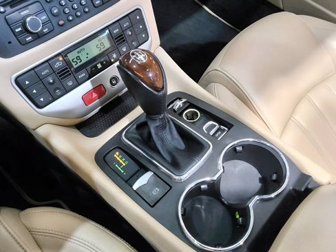 Used 2012 Maserati GranTurismo Convertible RWD image 26