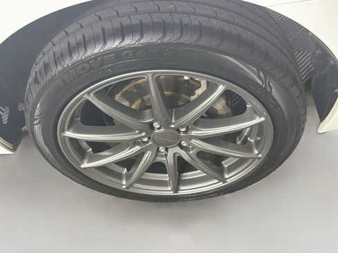 Used 2017 Toyota Corolla SE FWD image 11