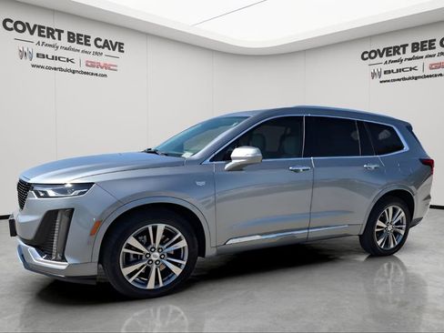 Used 2023 Cadillac XT6 Premium Luxury w/ Technology Package image 4