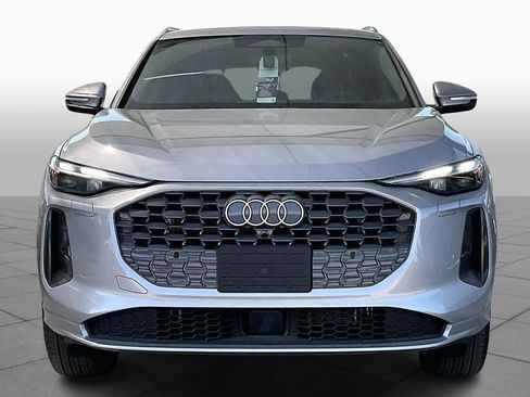 New 2026 Audi Q5 Premium image 3