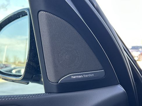 New 2026 BMW X5 xDrive40i w/ M Sport Package image 25