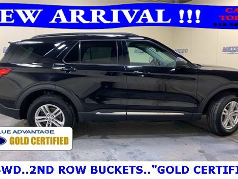 Certified 2022 Ford Explorer XLT image 3