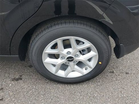 New 2025 Kia Soul LX image 36