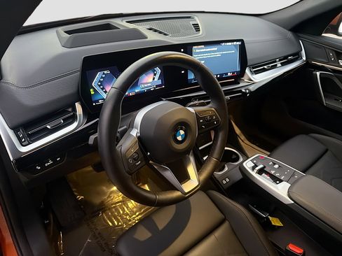 Used 2025 BMW X2 xDrive28i image 26