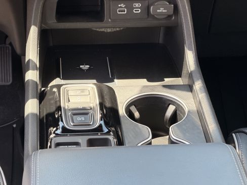Used 2023 Honda Pilot Elite image 18