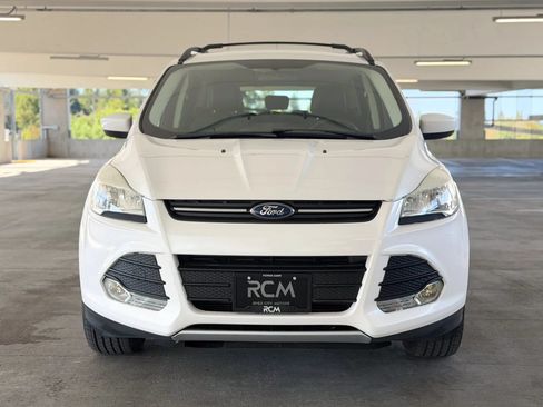 Used 2014 Ford Escape SE w/ Equipment Group 201A FWD image 2