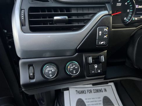 Used 2016 Chevrolet Tahoe LT image 34