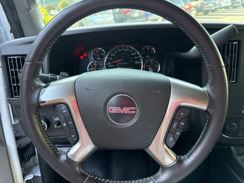 Used 2018 GMC Savana 2500 w/ Communications Package image 9