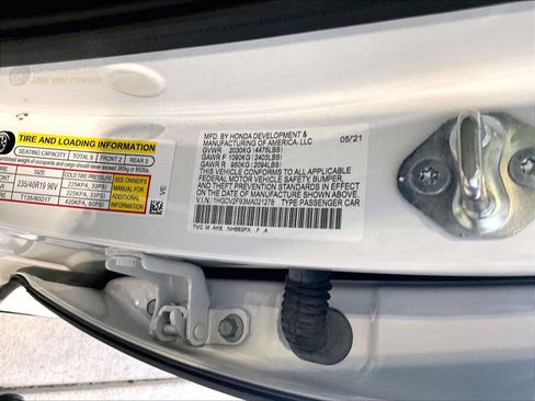 Used 2021 Honda Accord Touring image 31