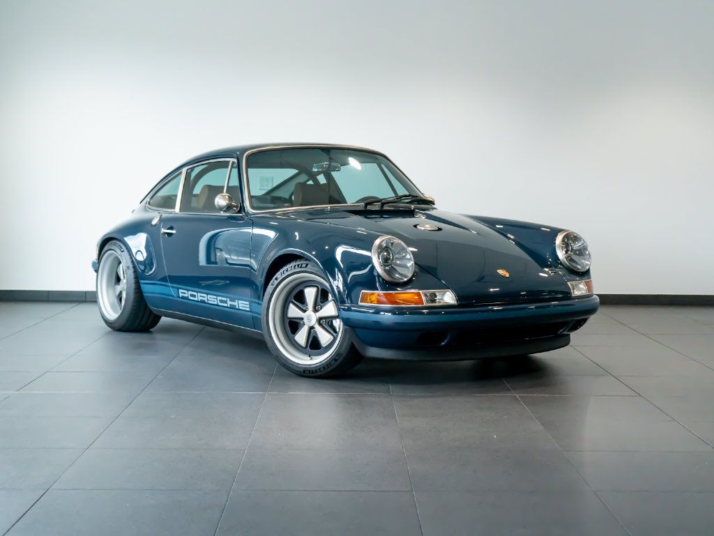 Used 1991 Porsche 911 Carrera RWD image 9