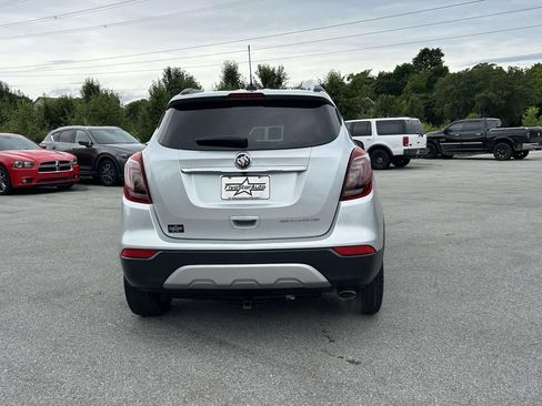 Used 2019 Buick Encore Preferred FWD image 4