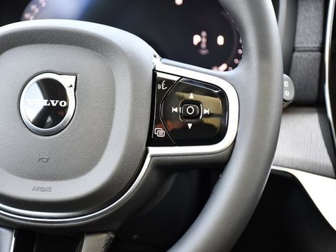 New 2026 Volvo XC90 B6 Ultra w/ Protection Package Premier image 23